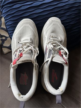 Used Gym Trainers (aka Sneakers)